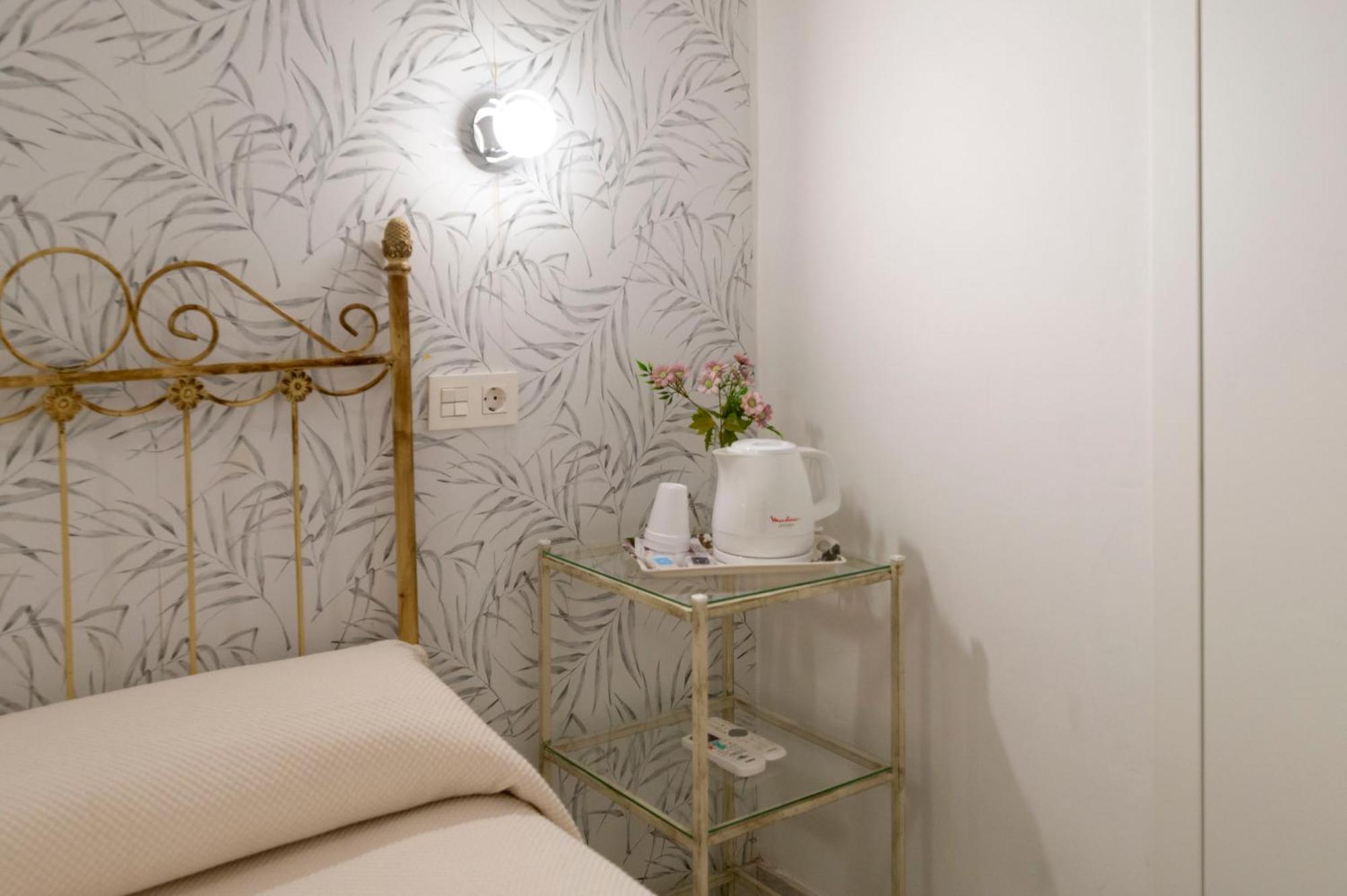 אנטקרה Hotel Manzanito מראה חיצוני תמונה